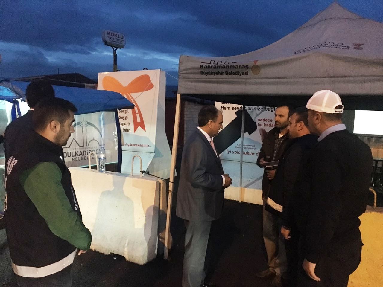 vali ozkan gaziantep yolu emniyet yol kontrol ve guvenlik noktasini denetledi