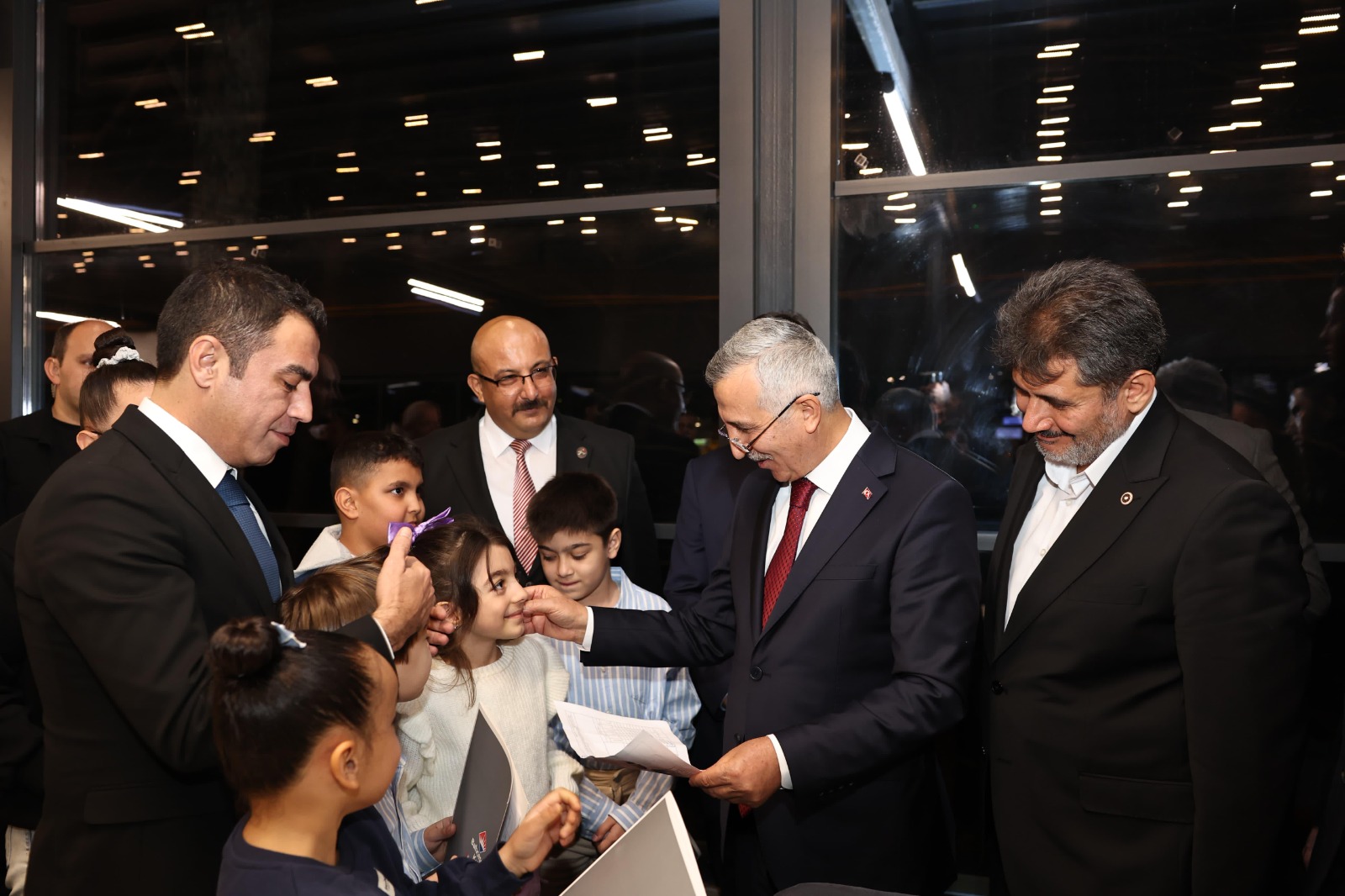 Vali Ünlüer, Şehit Çocuklarıyla “Karne Günü” Etkinliğinde Buluştu